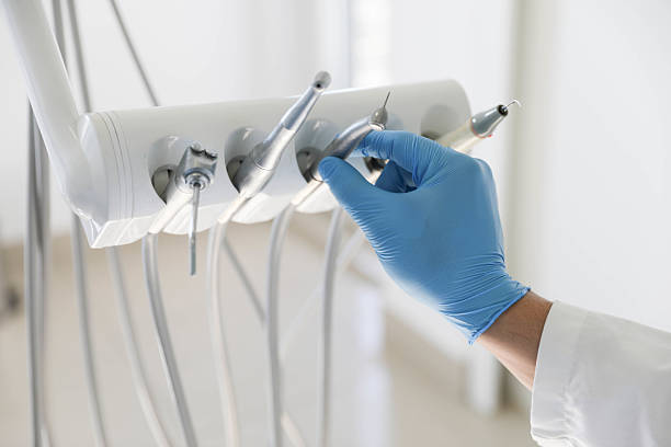 Professional Emergency Dentist technician working in Healdton, OK